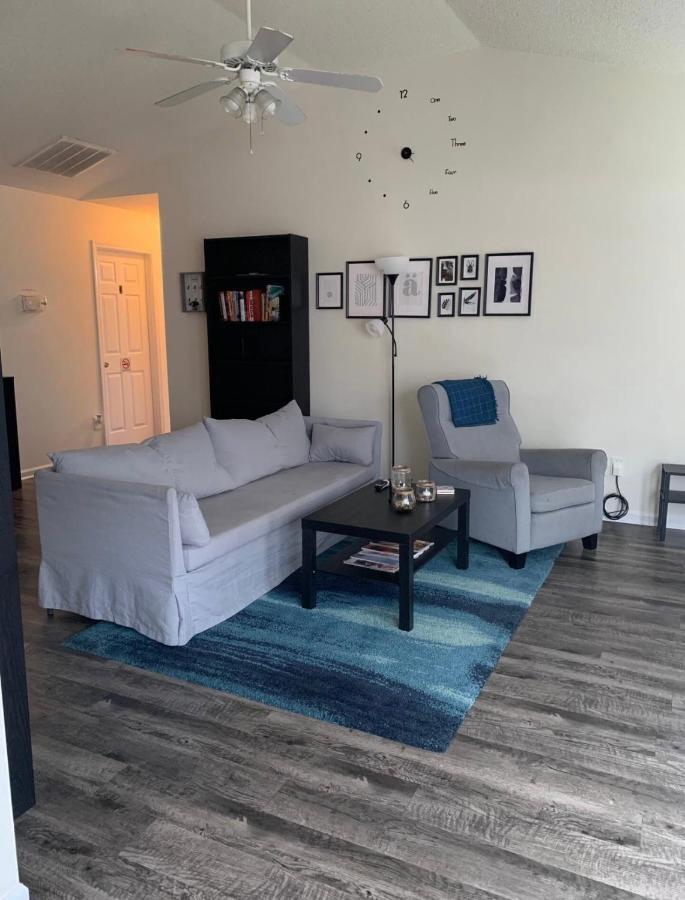 Locked In Apartment Charlotte Exterior foto